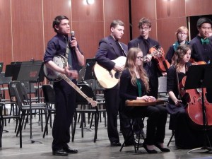 Greg Beaudoin introducing Amran nut de Caerlaverock 